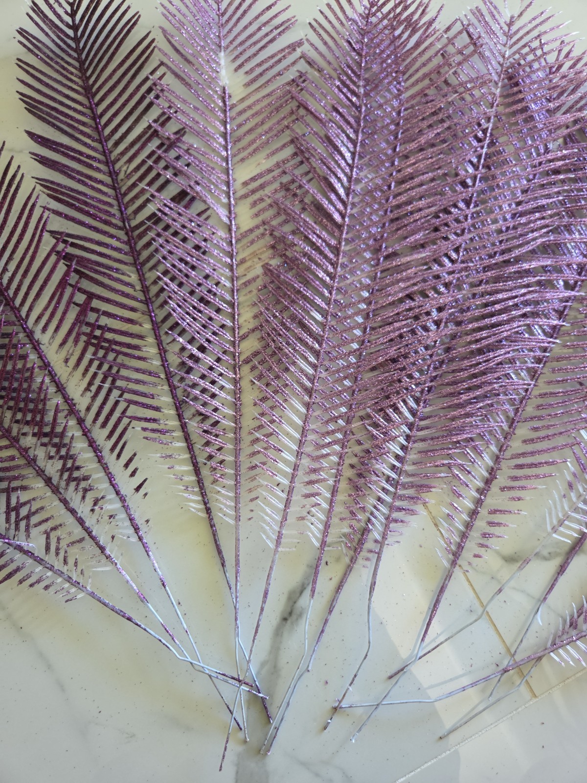 14 Pieces Purple Glittered Retro Plastic Forrest Fern, Size 15″