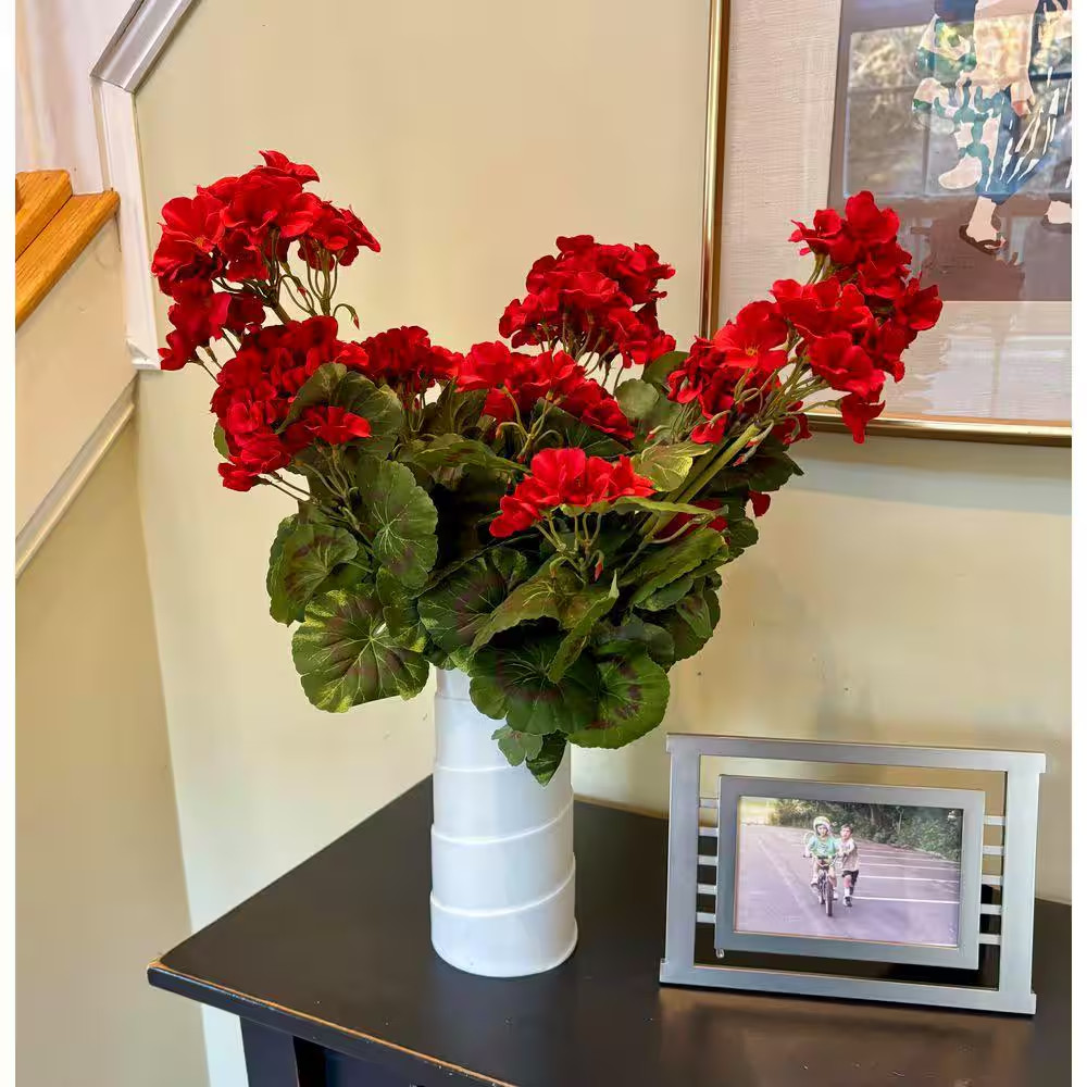 18 In. Artificial Geranium Bush with 9-Flower Heads