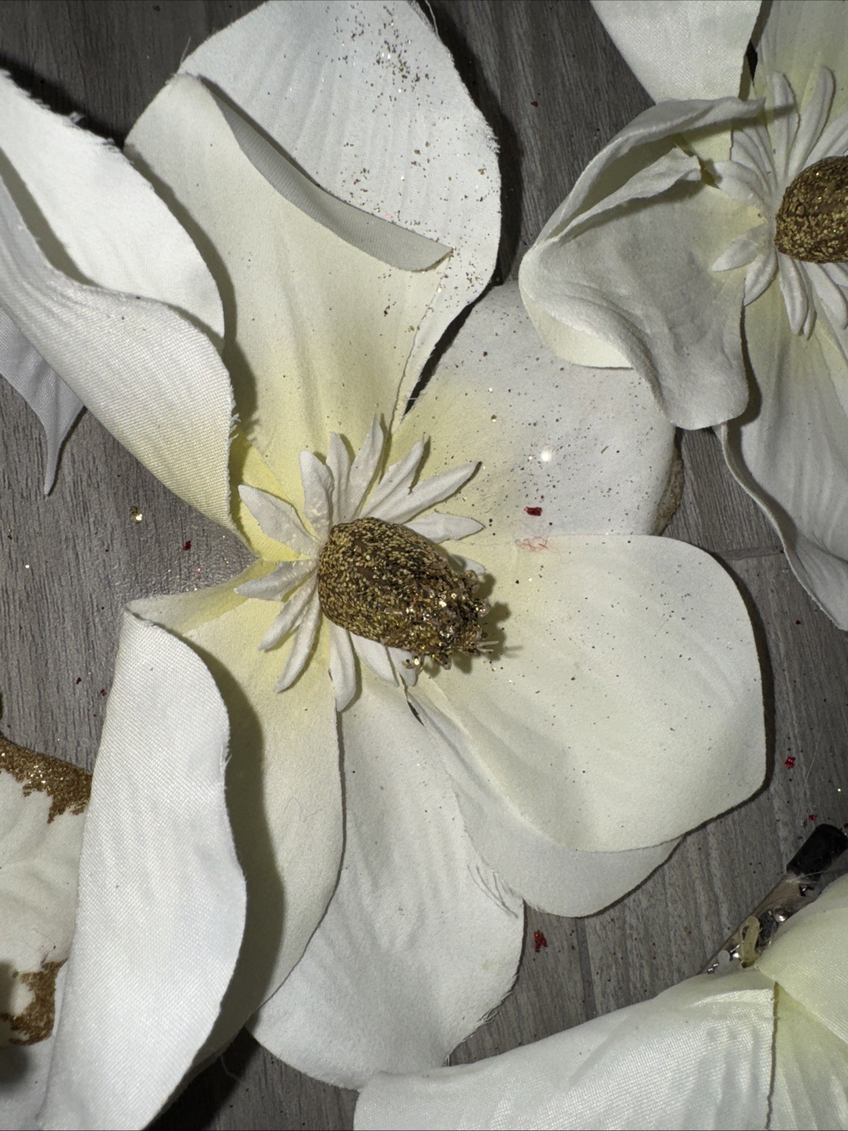 Artificial Flowers Holiday White Floral Stems And Clips Entire Lot Included