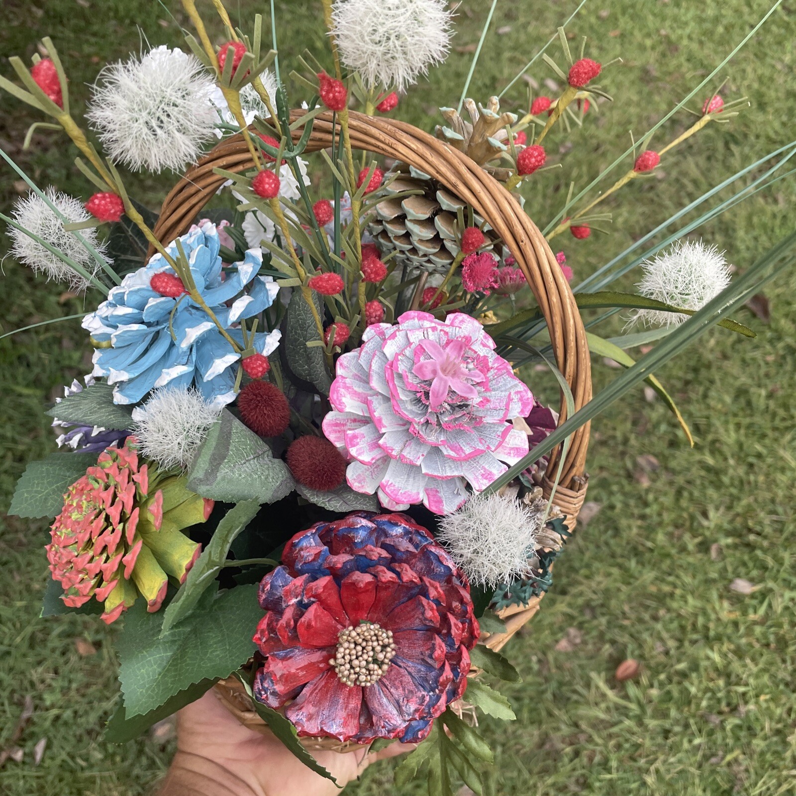 Vintage UNIQUE Pinecones as Zinnia Flowers Floral Arrangement HANDMADE❤️blt39j1