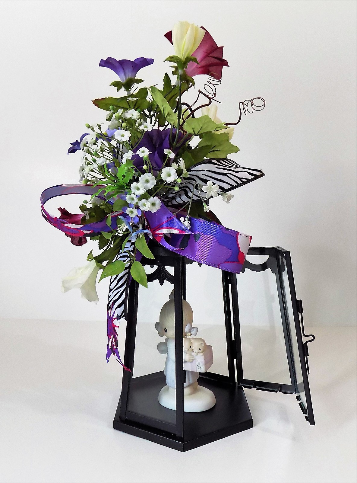 METAL GLASS LANTERN & DECORATIVE FLORAL ACCENT SWAG RIBBON FLOWERS CENTERPIECE