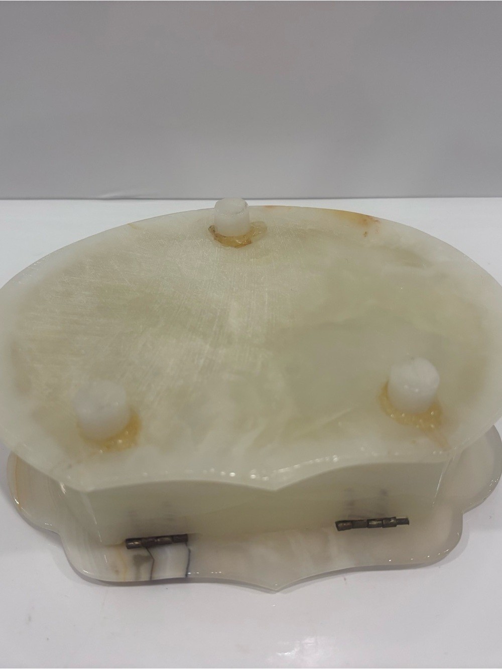 Vintage Banded Onyx Stone Hinged Trinket Jewelry Box Scalloped Lid