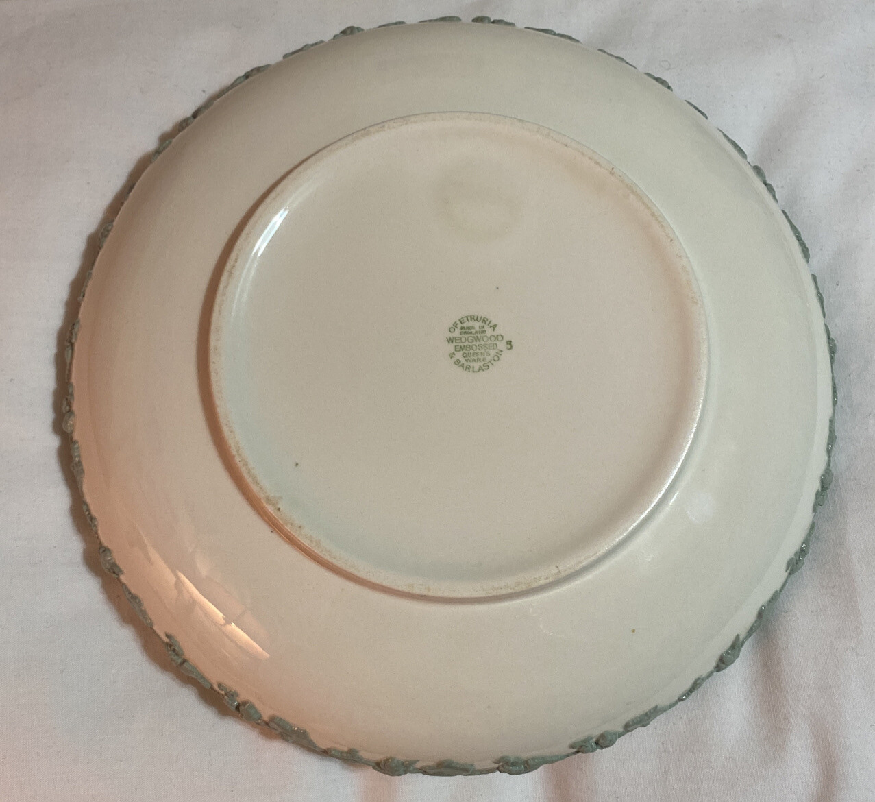 Rare England Wedgwood Embossed Queen’s Ware Decorative Floating Gardenia Bowl #5
