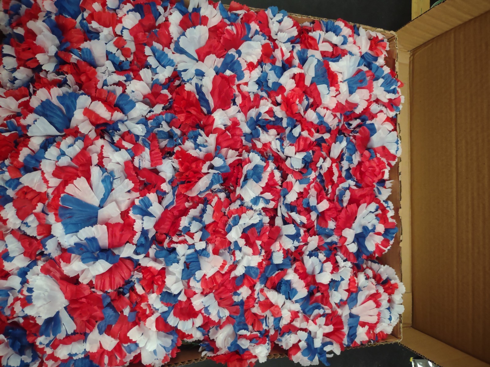 100 Pieces Silk Carnation Picks, Red White & Blue Tri-Color, 3.5″ Head + 5″ Stem