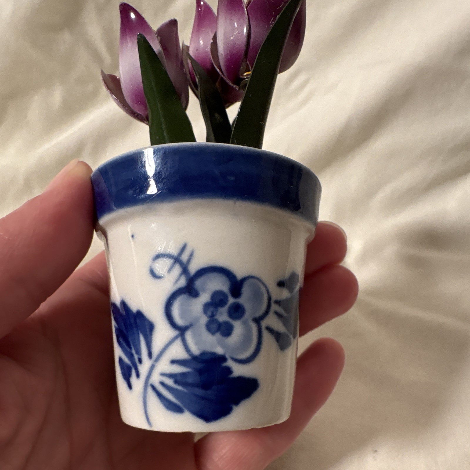 Enesco Artificial Crocus Floral Arrangement Ceramic Pot Blue/White Delft 6 in