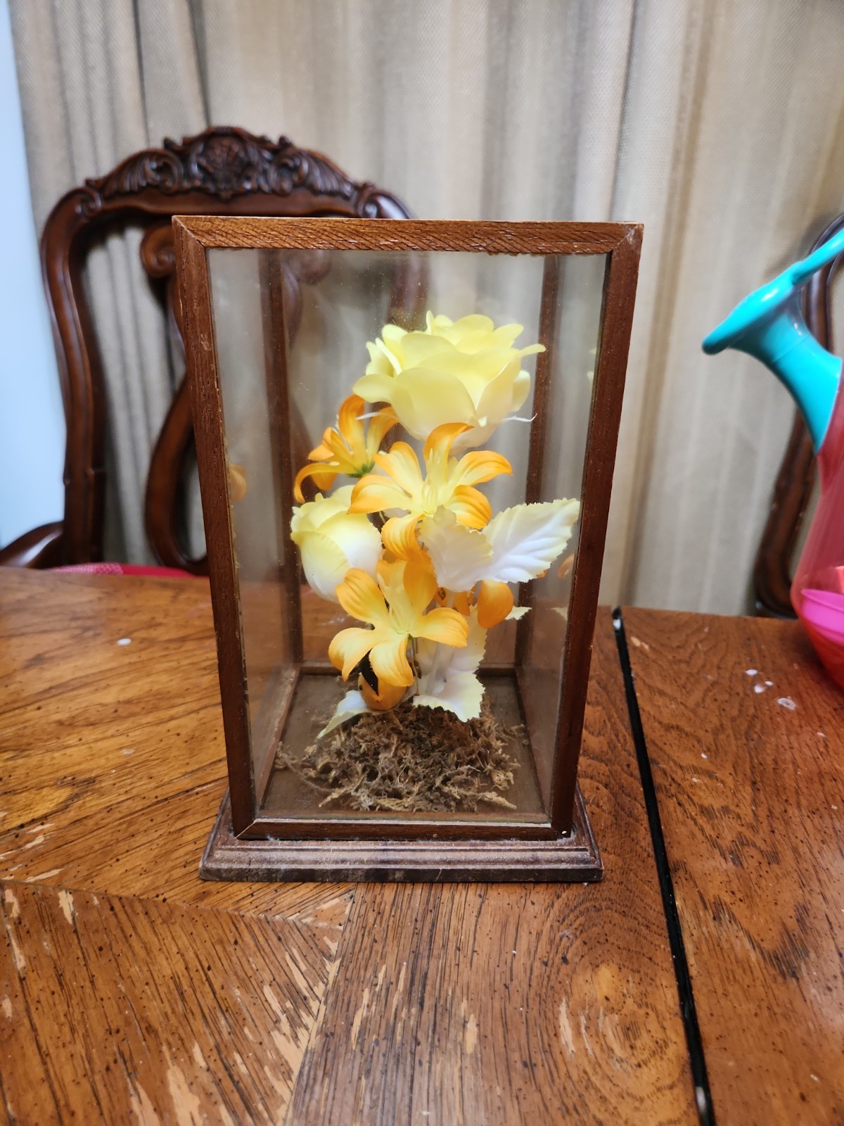 Vtg Artificial Flower Arrangement Bird 9″ Tall Glass Box on Wood Base &Top Rare