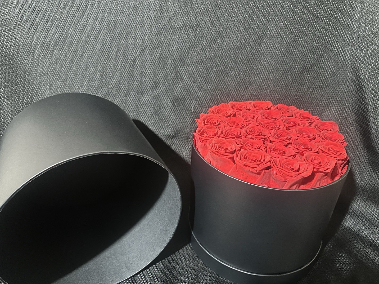 26 Piece Forever Preserved Roses In A Box Preserved Flowers Rose Gifts