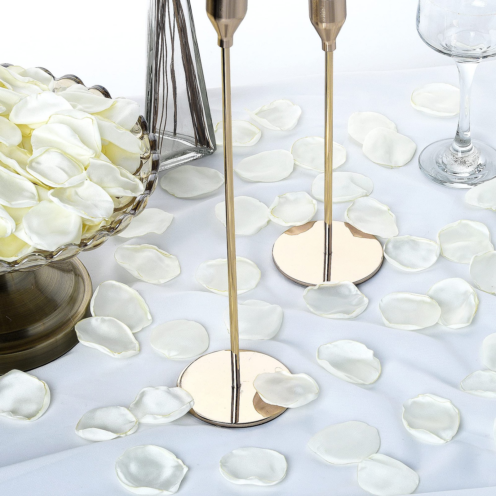 300 PCS Artificial Ivory White Rose Petals Reusable Silk Flower Wedding