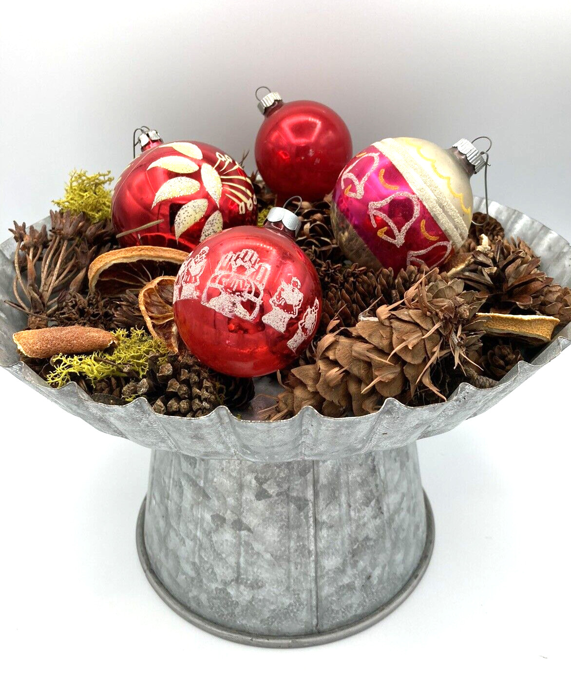 Natural Vase Bowl Filler Pine Cone Dried Oranges Holiday Tiered Tray Scatter 6oz
