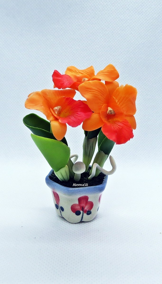 US Stock 3″H Hand-Clay-Crafted Artificial Mini Ruffled Cattleya Orchid-Potted