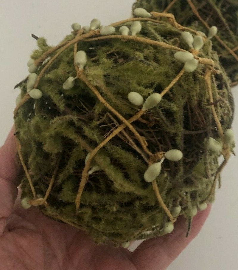 Grapevine MOSS BALL with White Berries FLORAL DECOR