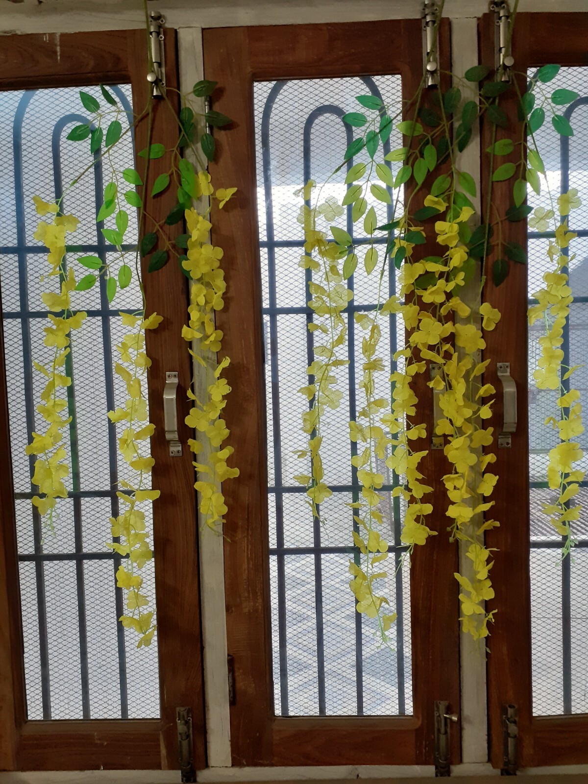 60 pieces pack artificial wisteria flowers hanging flowers wall decoR