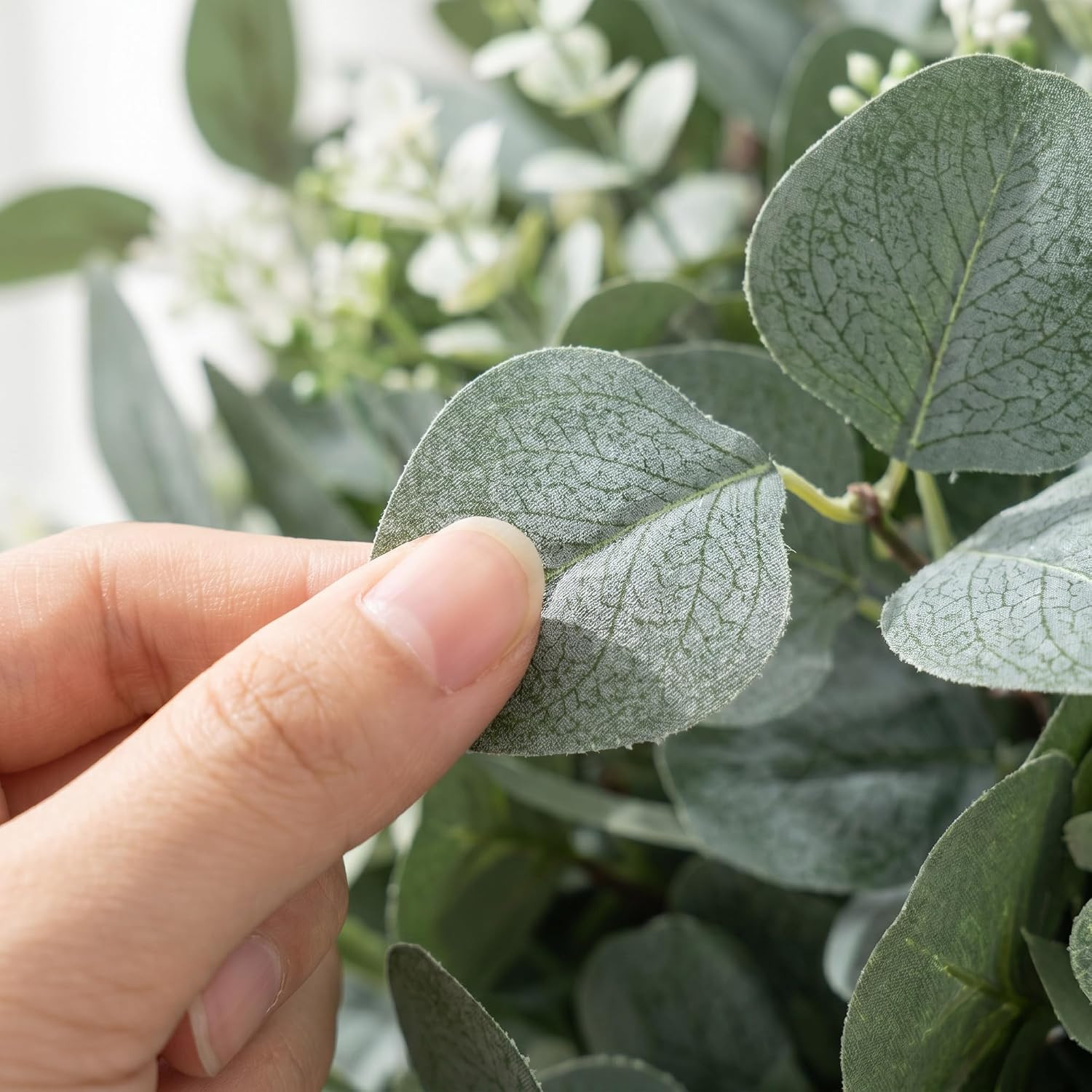 Realistic 130Pcs Artificial Eucalyptus Stems for Home Decor & Weddings