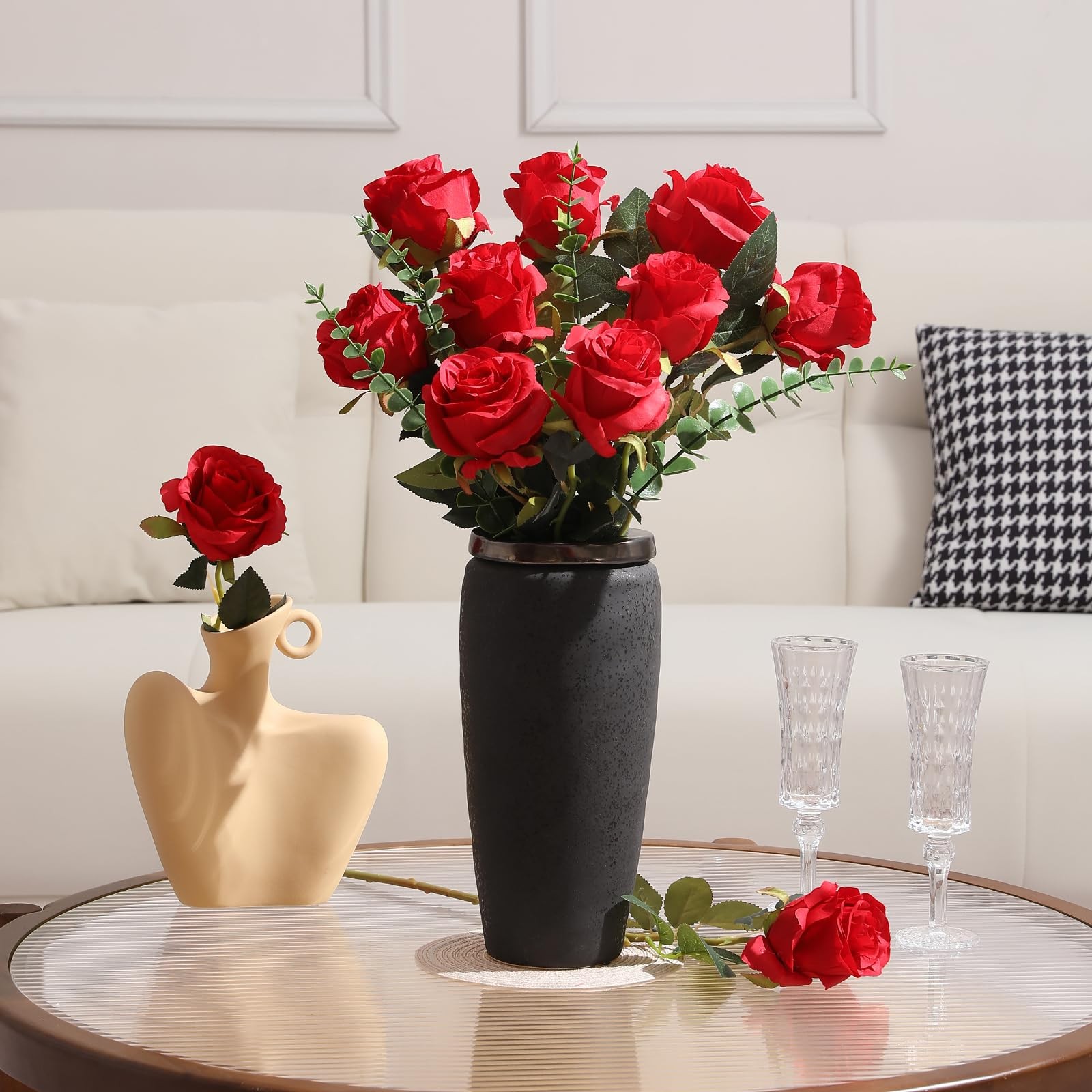 50pcs Red Roses in Bulk, Realistic Long Stem Fake Silk Roses Bouquet for Wedd…