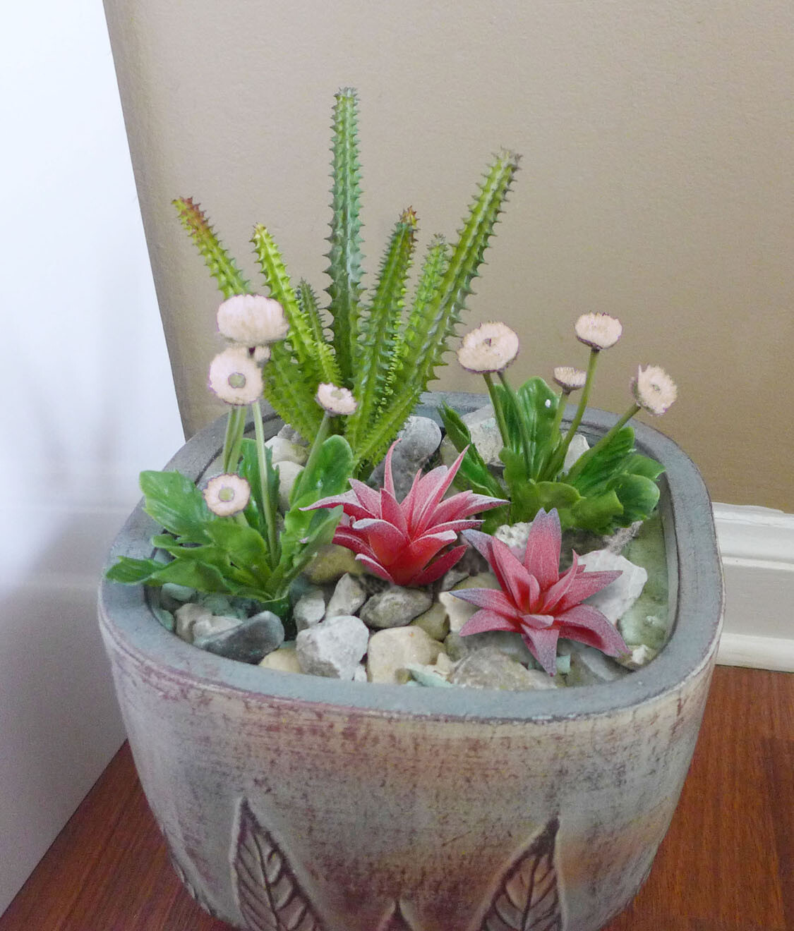 Set of 5 Artificial Mini Flower With Plants Home Garden Decoration(11C)