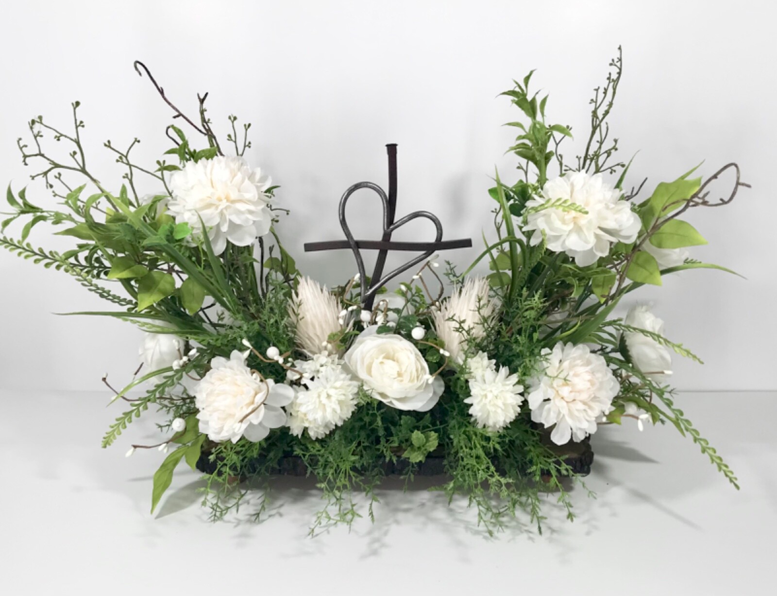 HEART CROSS SYMPATHY LARGE EVERYDAY CHRISTIAN CENTERPIECE FLORAL ARRANGEMENT NEW