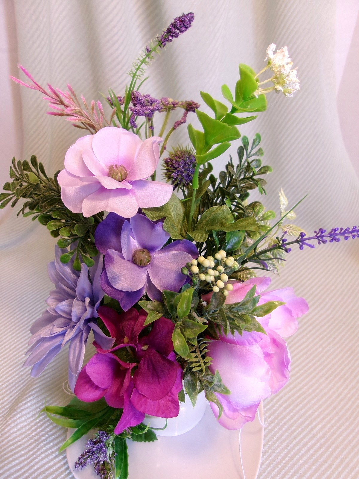 Floral Arrangement Lavender Purple Mix Silk Artificial Mug Plate Decoration New