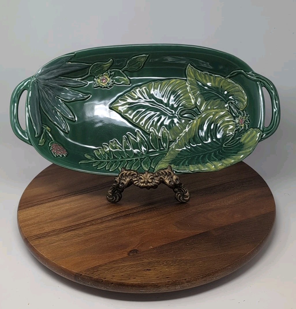 Opalhouse MAIOLICA STONEWARE GREEN LEAF FLORAL Decorative Tray 18″X9″ Handles