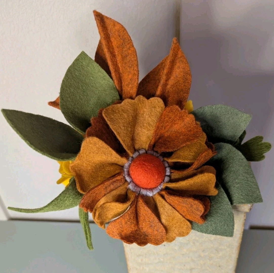 Beautiful Hand Cut Wool Blend Felt Flower Bouquet Gift Wrapped/Great Gift Idea!
