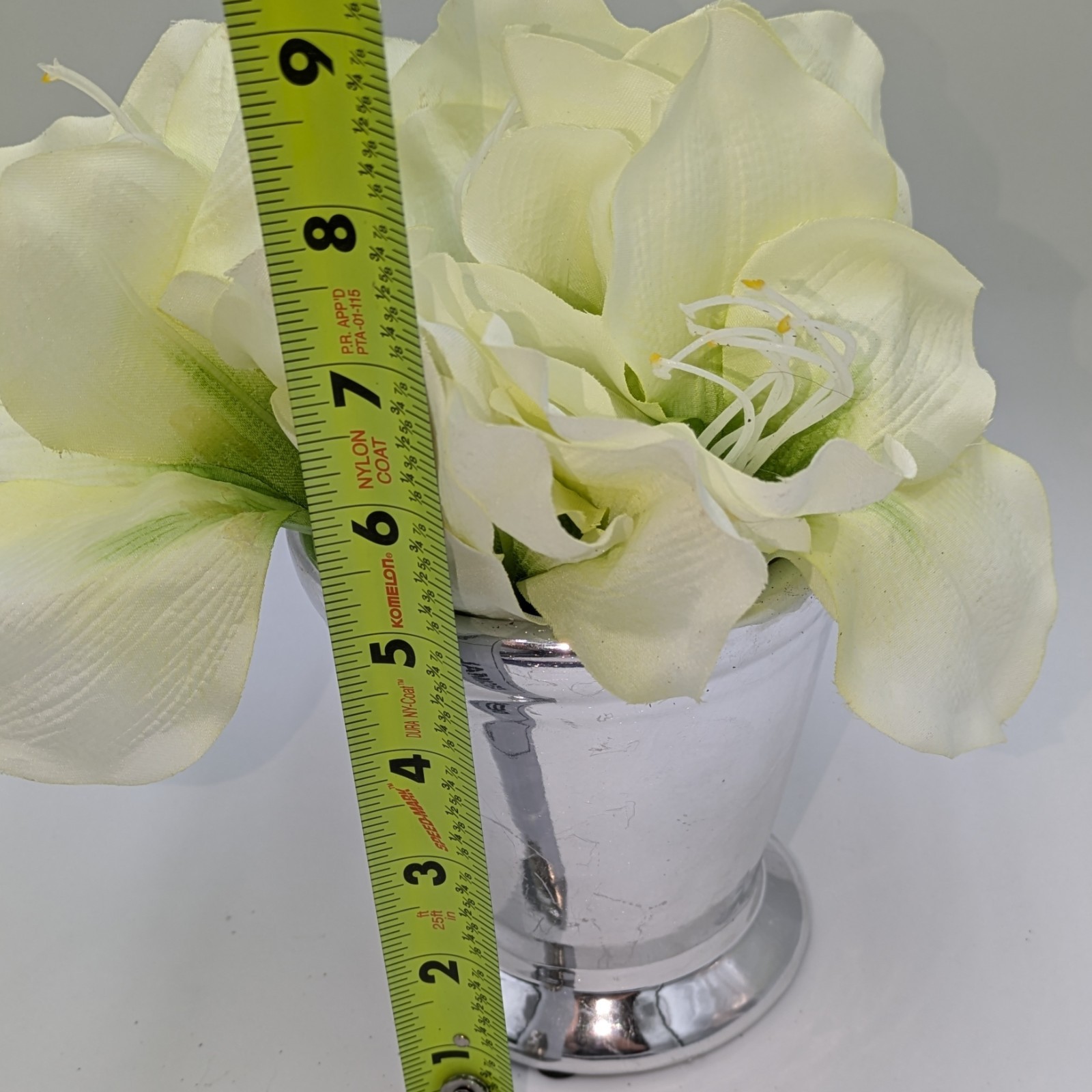 Creamy Amaryllis Bouquet In Silver Shine Vase, Home Goods, 8x8x8, Nwt