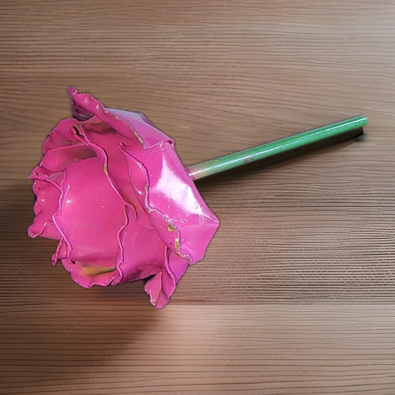 HandCrafted Pink Metal Art Rose Stem 10.5″ Decor