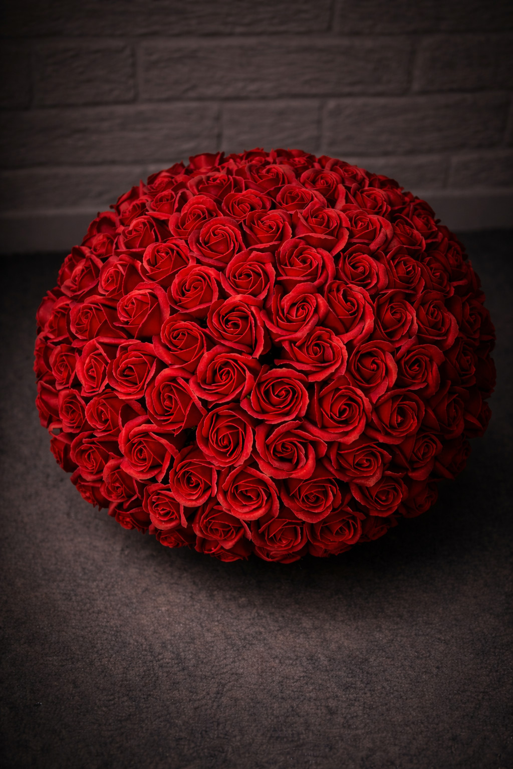 Decorative Soap Flowers – 101 Red Roses | Luxury Gift Bouquet