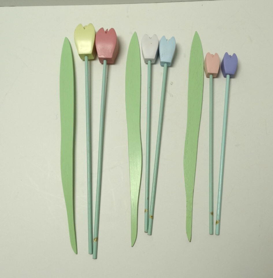 (6) Wooden Painted Colorful Tulips w (3) Leaves Countrycore Vintage Taiwan S M L