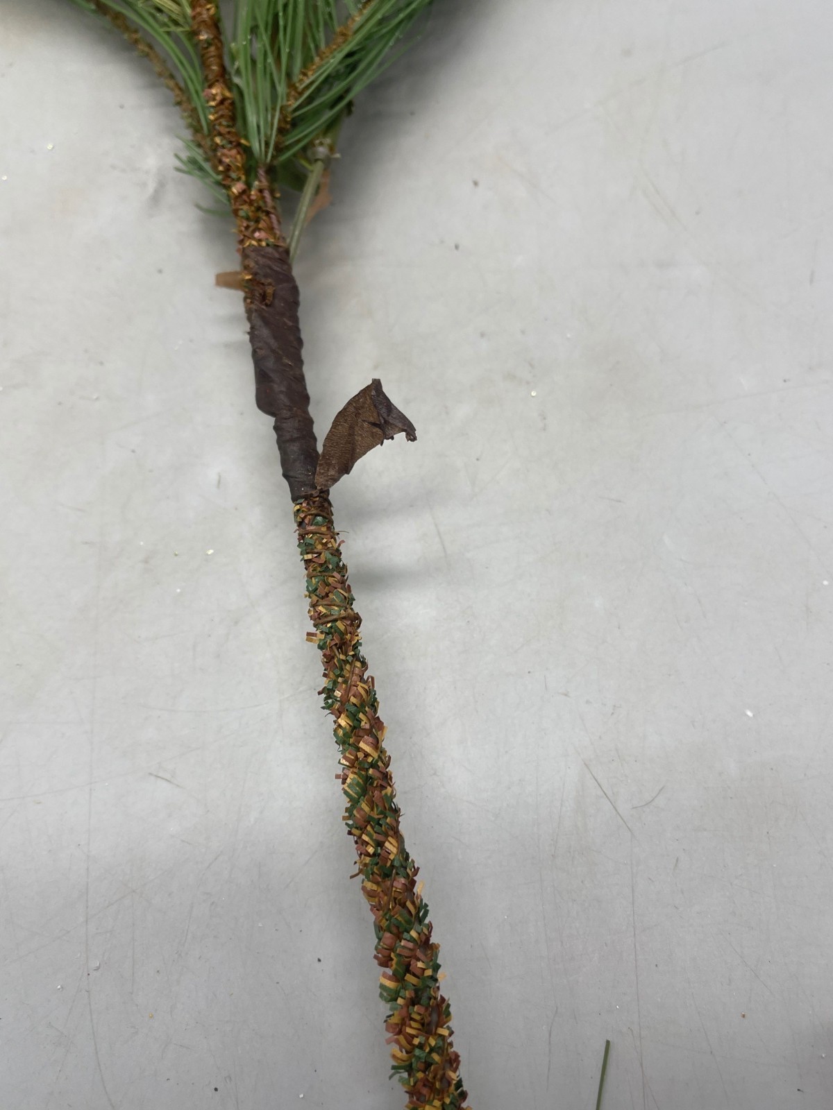 Christmas artificial decor plant pine tree branch holly madrone bulb crafts READ