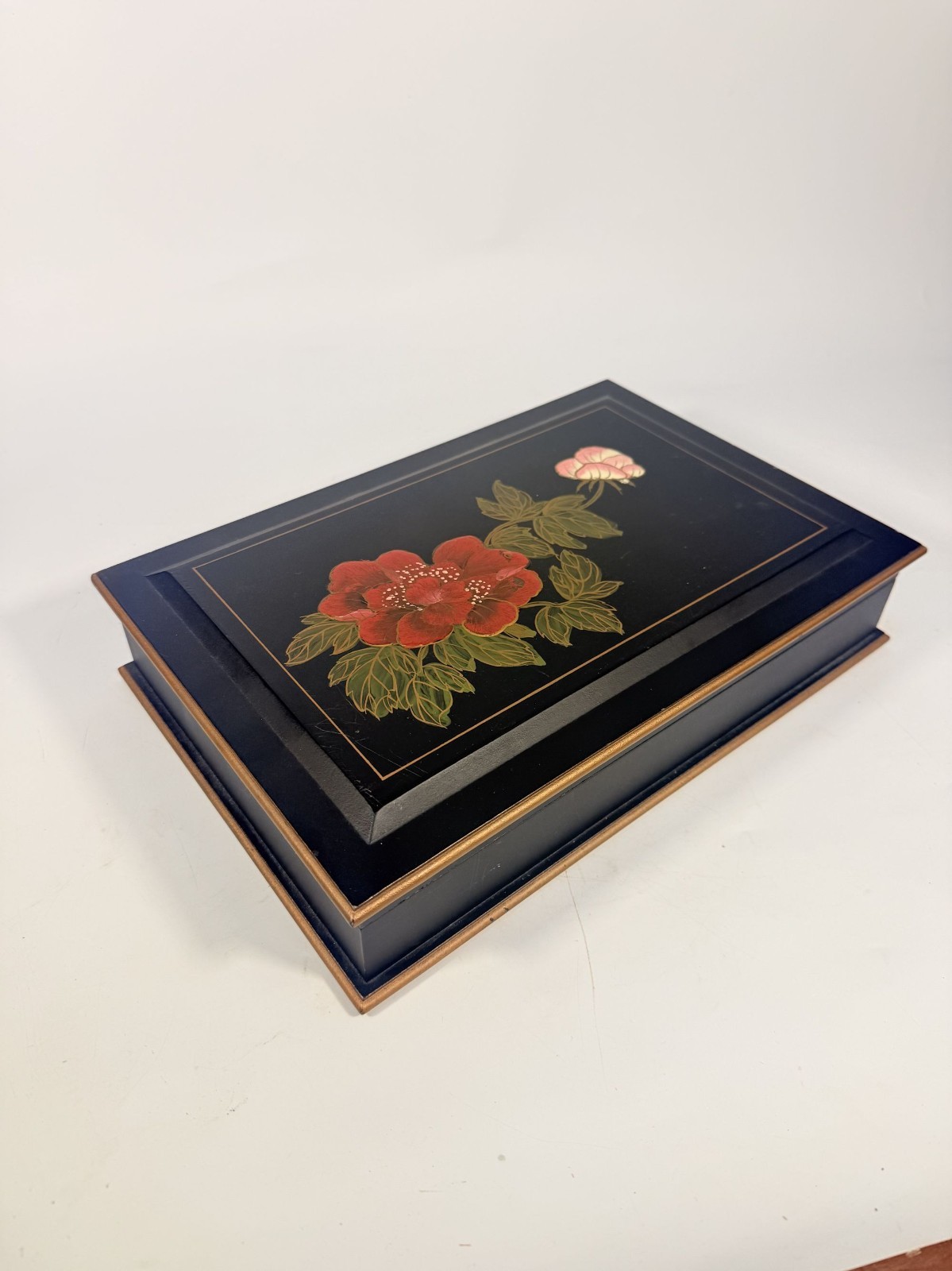 Jewlery Box Embossed Flowers Chinoiserie Oriental Boudoir Table Home Decor Black