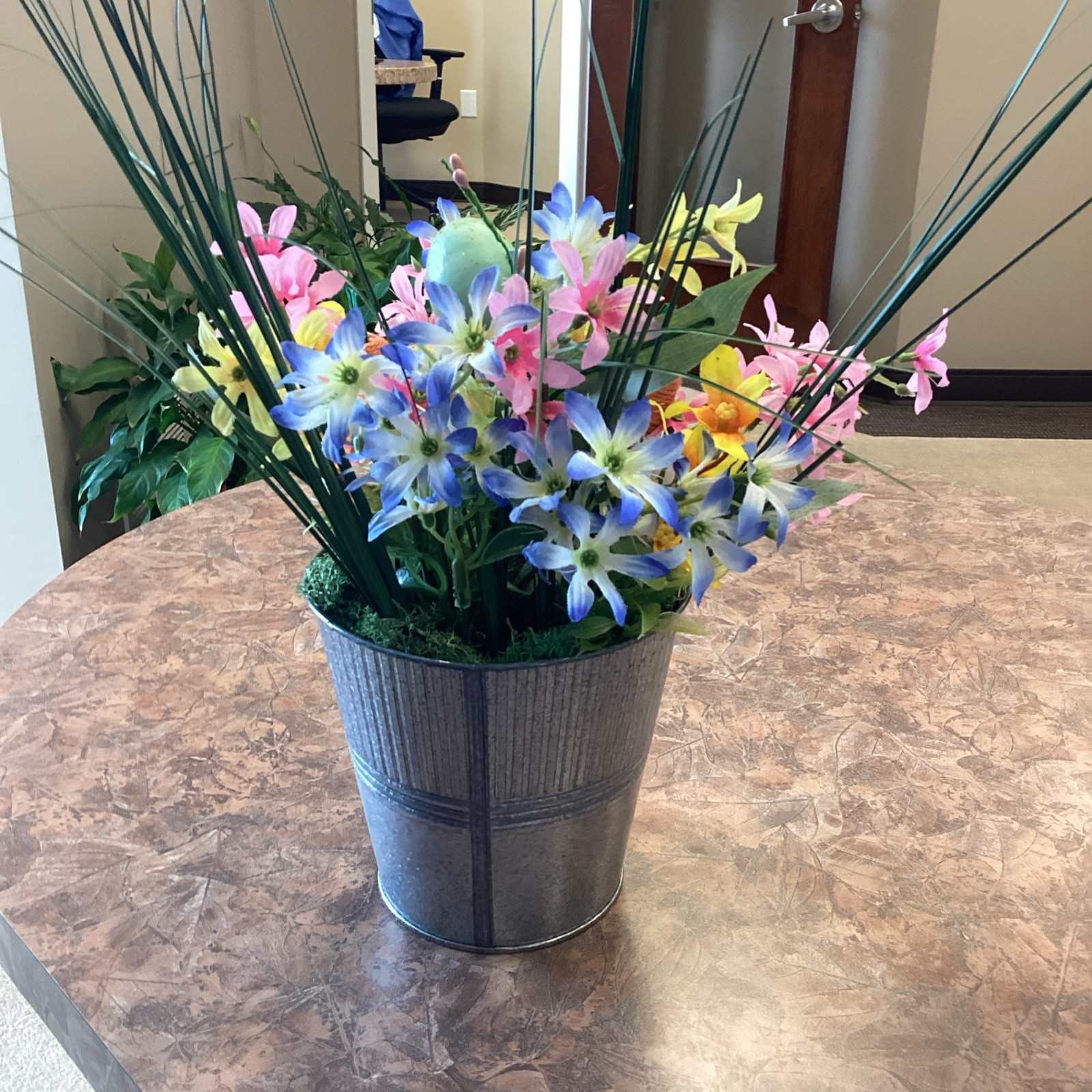 Homemade Easter Spring Daisy Arrangement w/ Bunny Butt