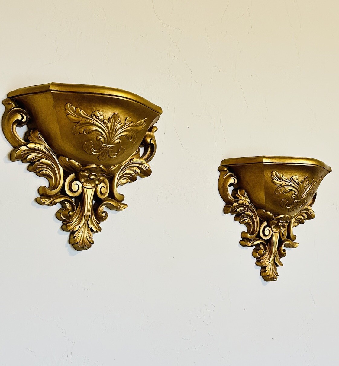 Vintage Homeco Antiqued Gold Wall Pockets 6050 Dart Industries Regency Old Money