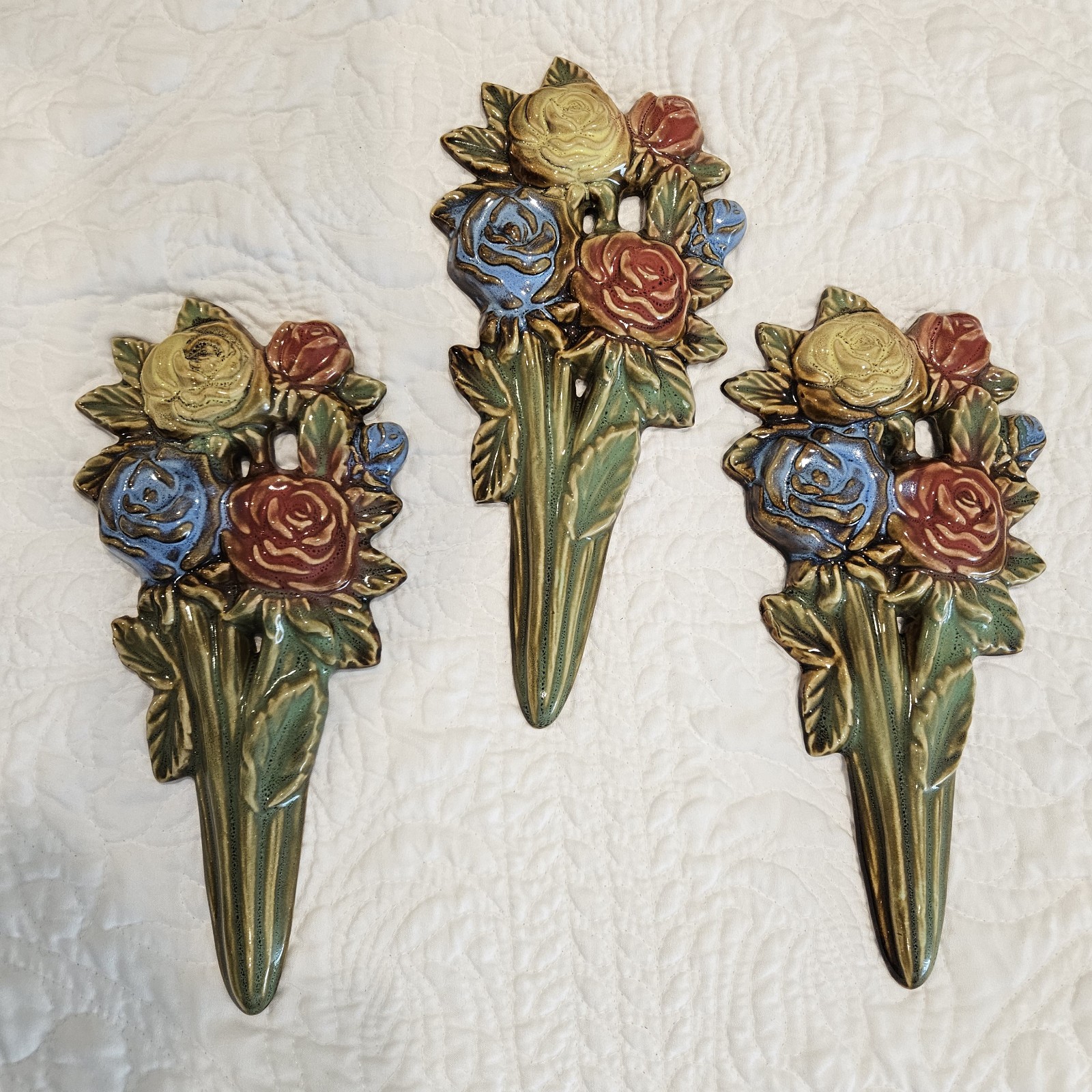 Ceramic Flowers Wall Hanging Decor Rose Bunch 9.25″x4.25″