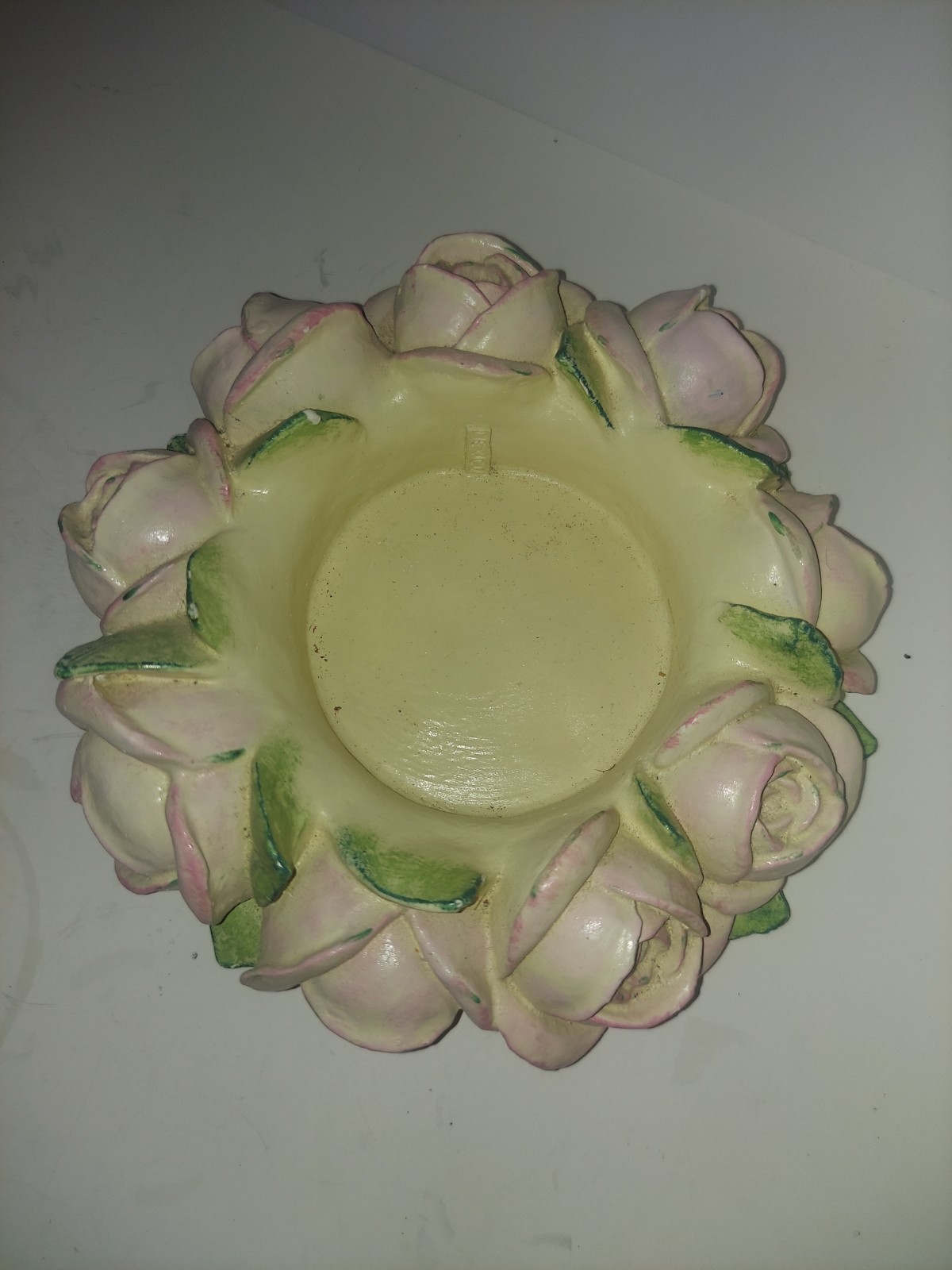 VTG Margie Kalsarek candle holder. Ring w/light pink roses & lush green leaves.
