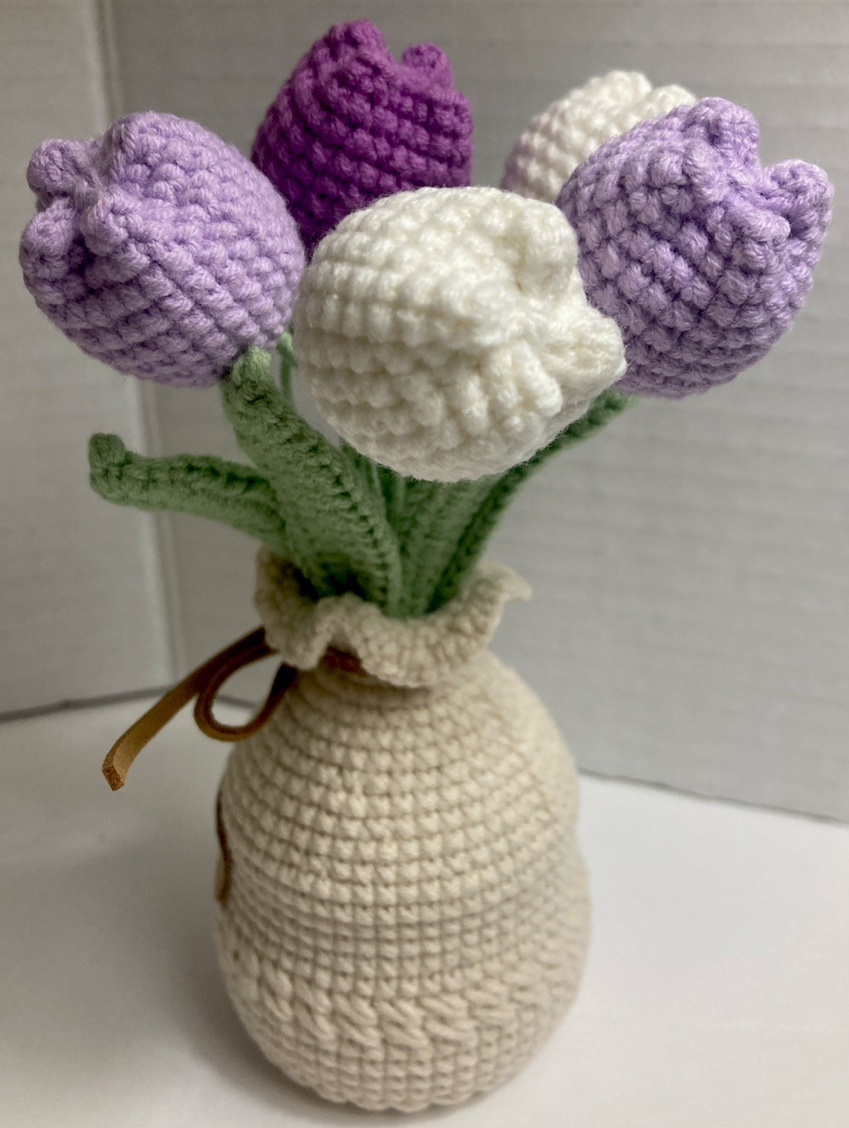 Crochet Woven Tulips with Wool Simulation Plant Crochet Hand-Woven Flowers