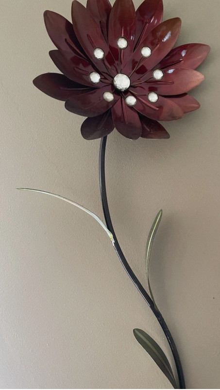 Indoor Outdoor Flower Stem with Clear stones 23″L x 8″W (S)