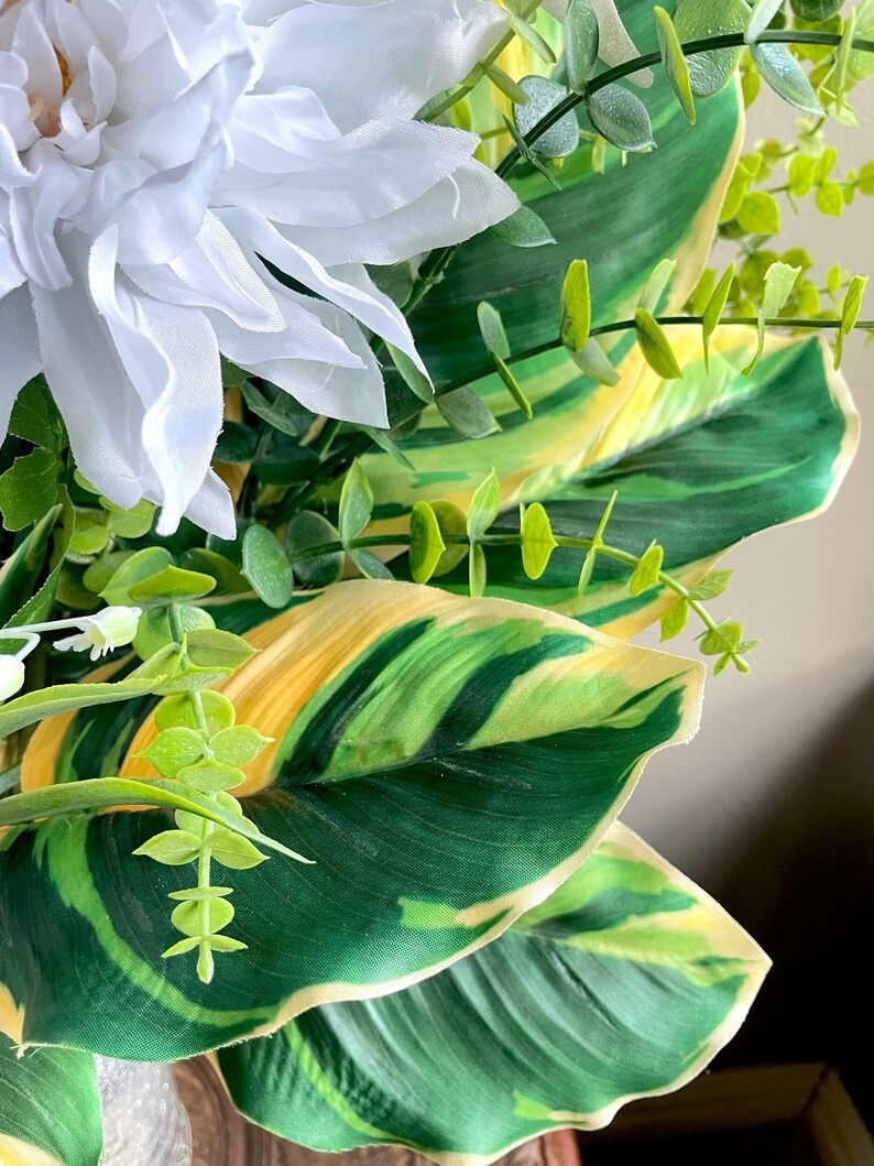 Fancy Tropical White Centerpiece Oasis Living Dining Room Decor Bedroom Accent