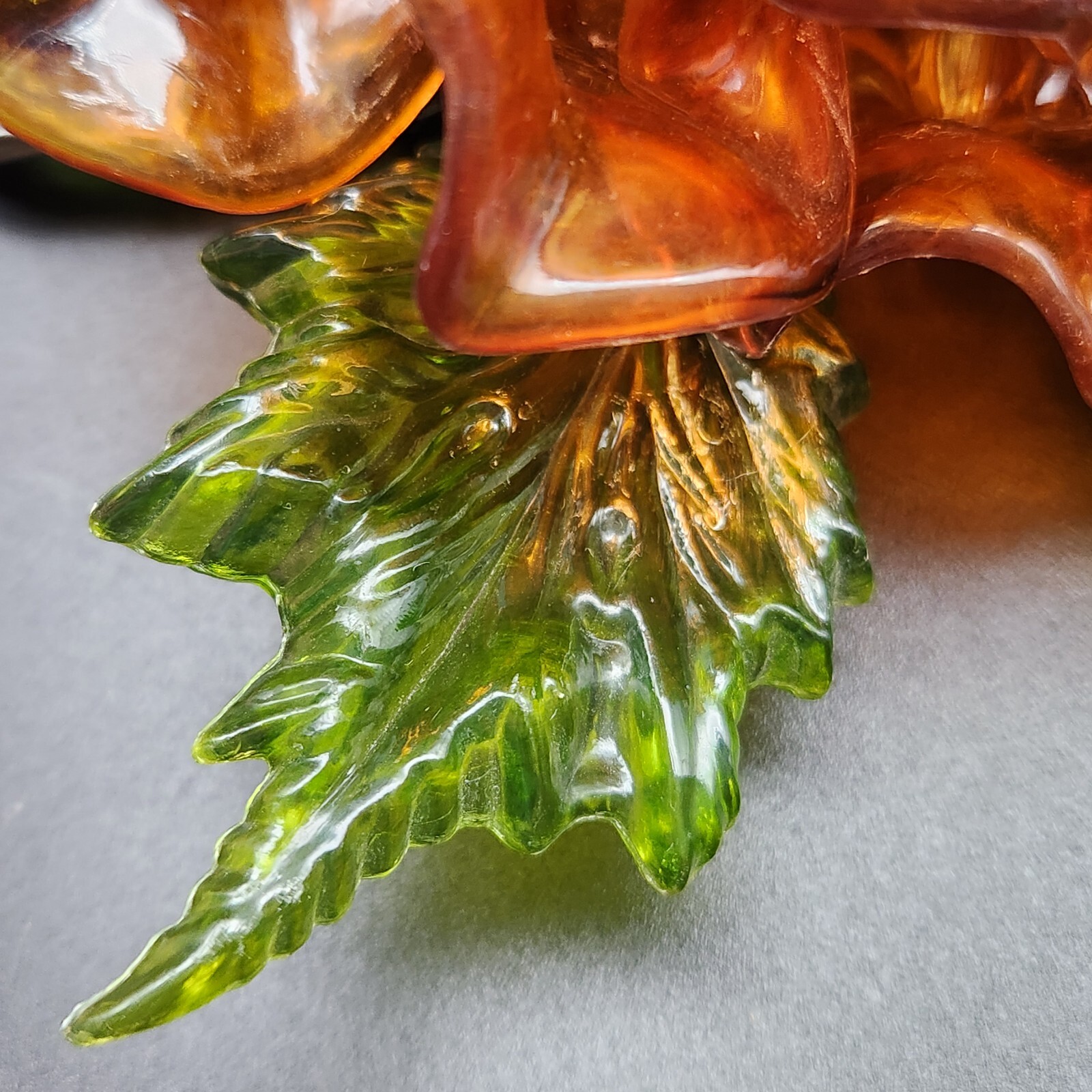 Vtg MCM Lucite Magnolia Flower & Leaves Wired Floral Arrangement Acrylic 7.5 x 7