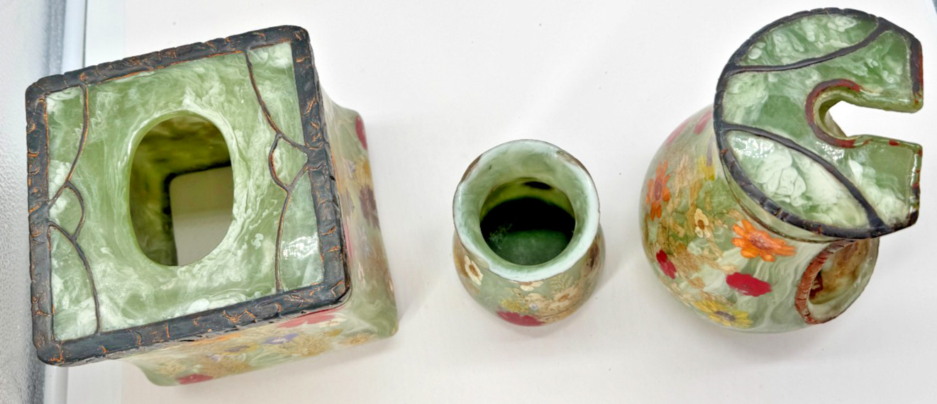 Vintage India Ink Pressed Flower Green Resin Fresh Fields Bathroom Set Wallpaper