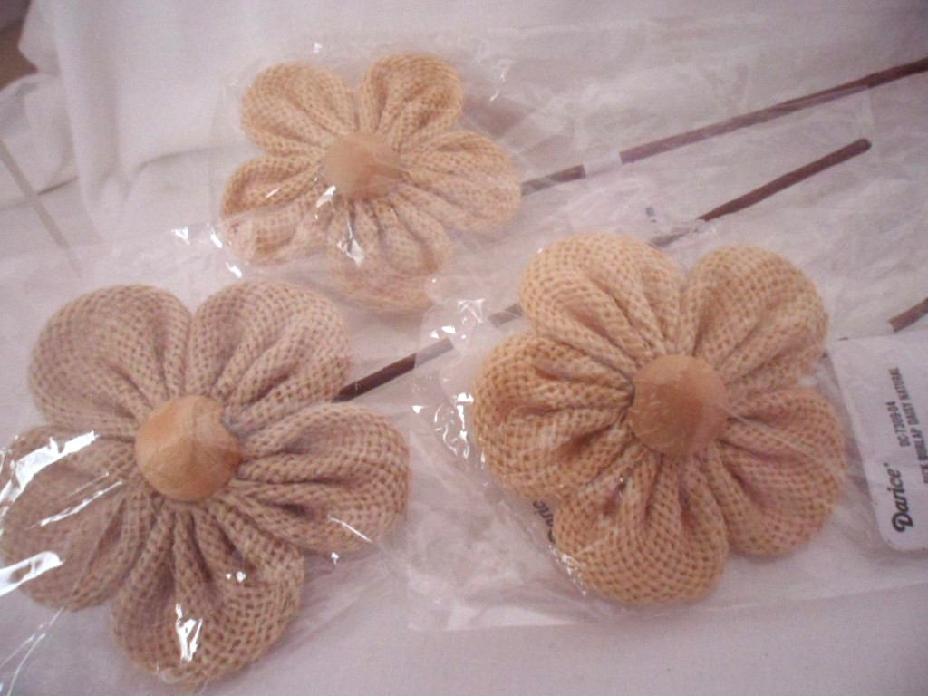 Set of 6 Darice Burlap Daisy Flower Stemmed Picks 3″x8″