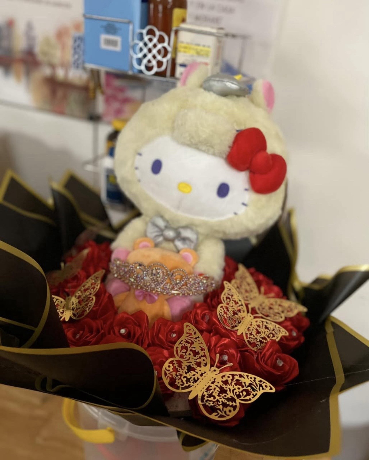 Ty Artificial Rose Bouquet with Plush Toy, Multicolor Arrangement