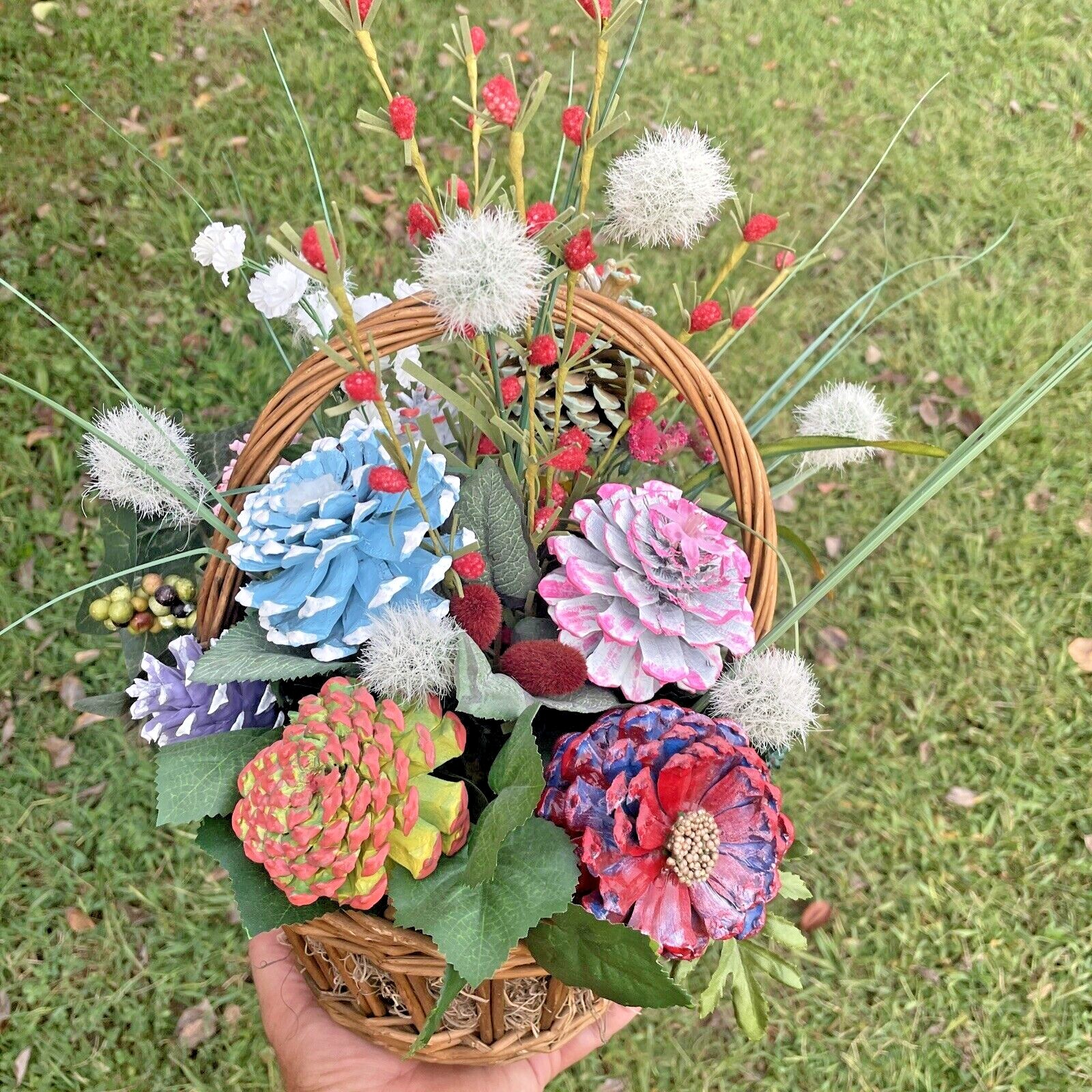 Vintage UNIQUE Pinecones as Zinnia Flowers Floral Arrangement HANDMADE❤️blt39j1