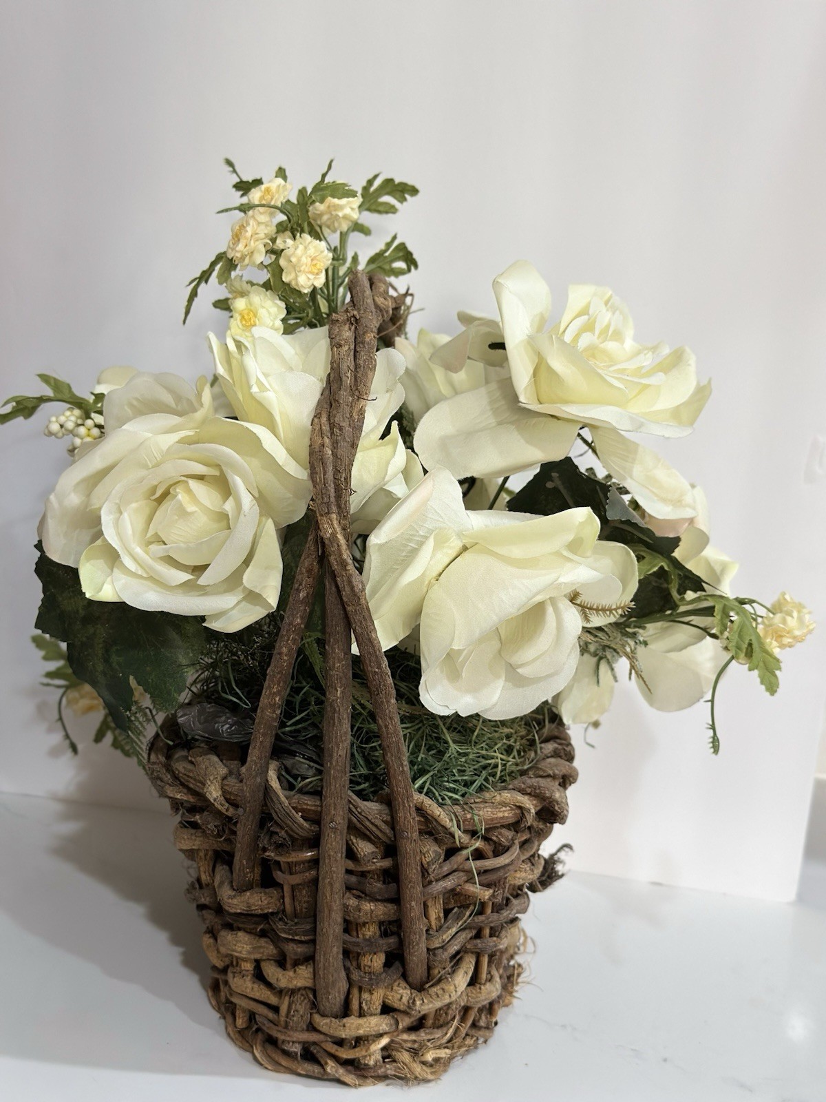 VTG Flower arrangement Rustic Twig Vine Handmade Basket Whimsical Centerpiece