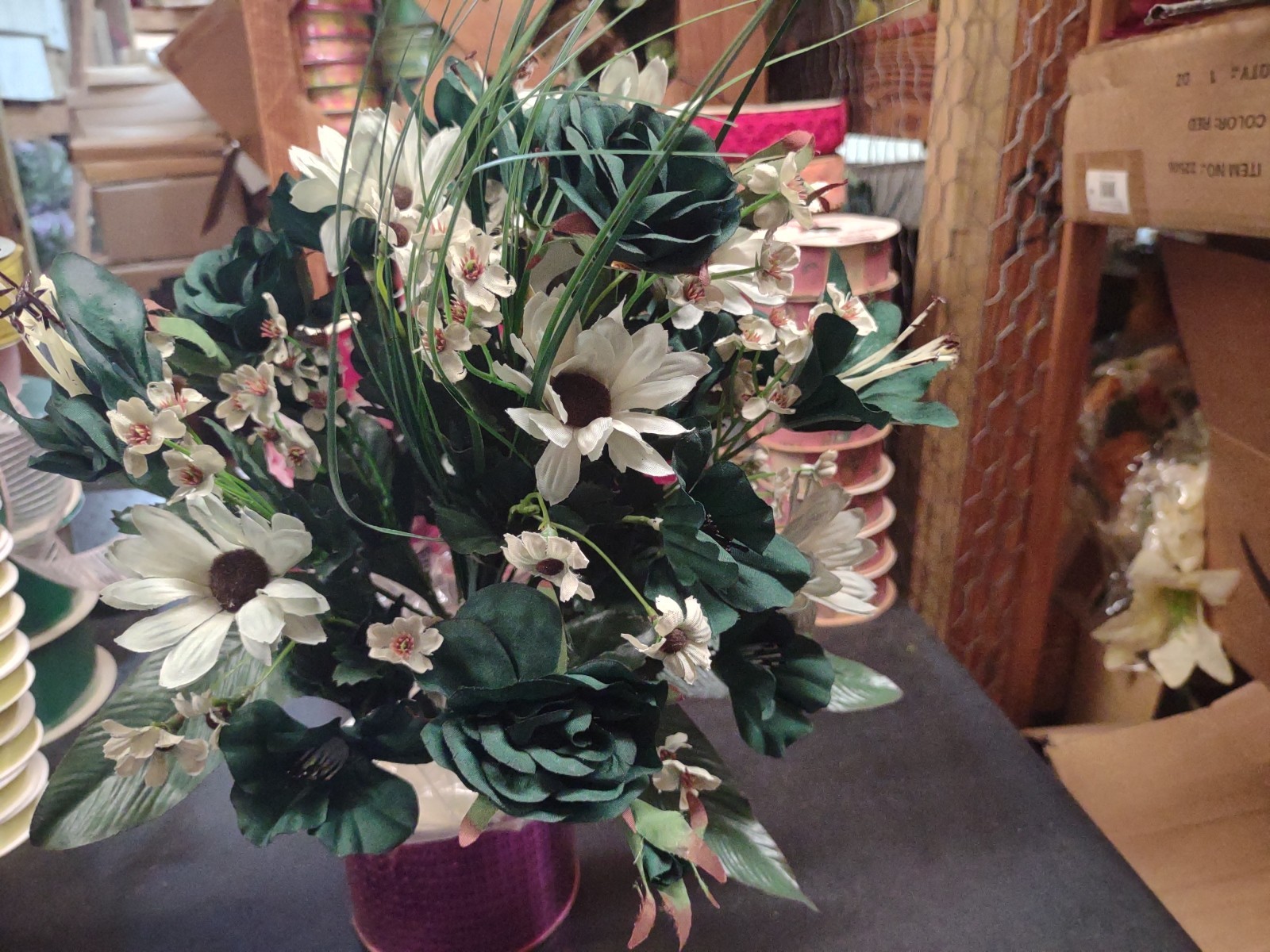 16″ Silk Floral Arrangement Bush, 14 Stems, Rose/Daisy/Tiger Lily, Hunter Green