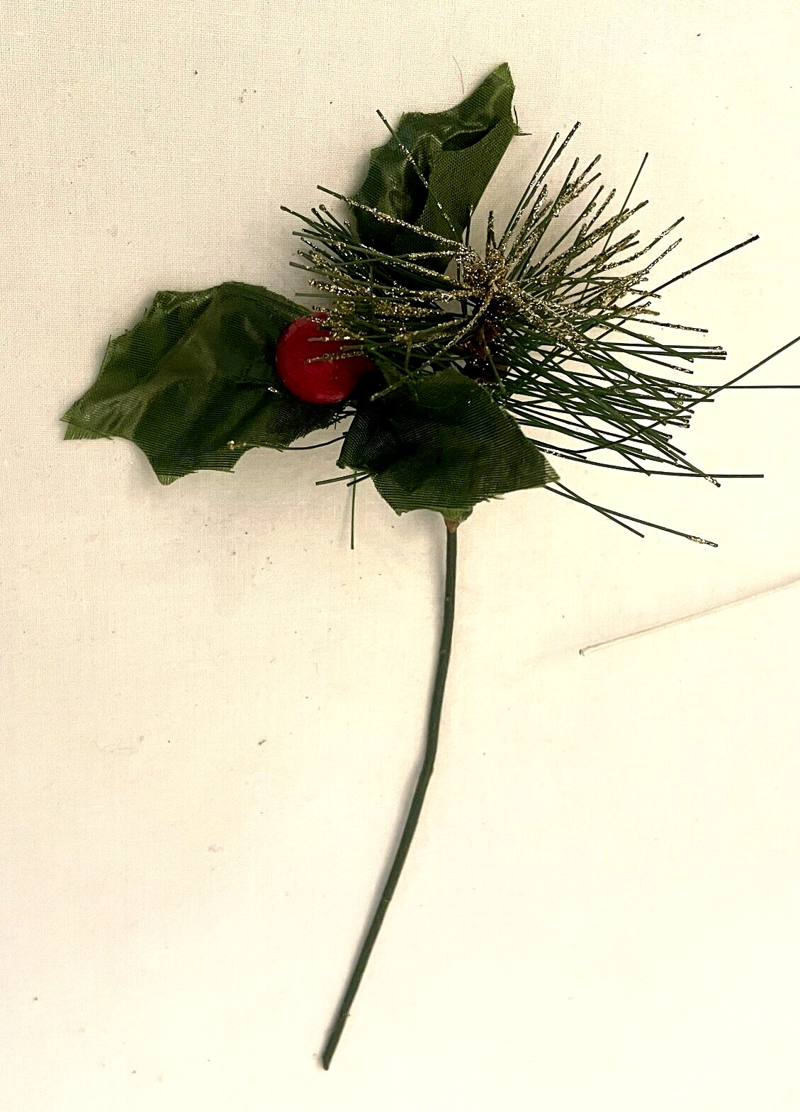 13 Flower Picks Assorted Sizes – Gift boxes, Pine Cones, Poinsettia, Vintage