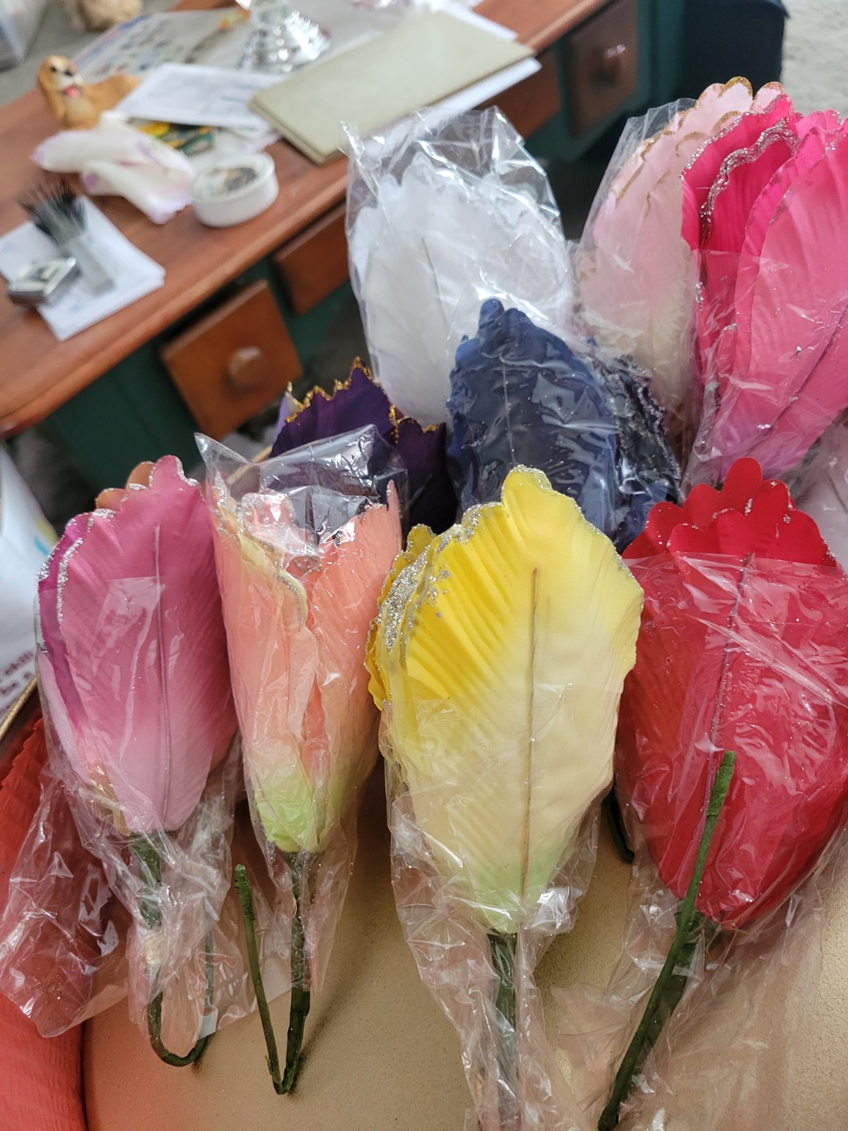 12 Pcs Vintage Silk Flowers Trimmed In Glitter with Stems Assorted Colors