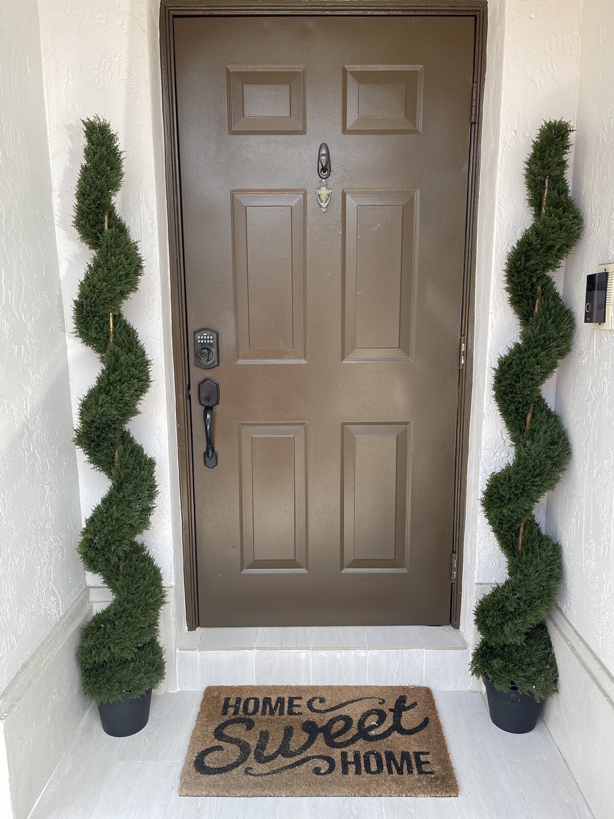 5′ Artificial Cedar Pine Spiral Topiary Tree UV (Indoor/Outdoor). Retail $243