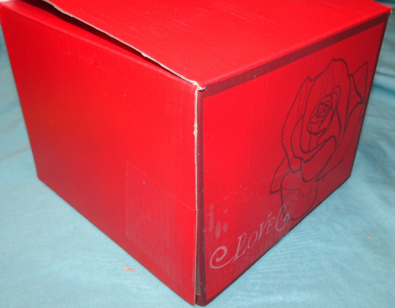 new open box Preserved Real Red Rose Gift Box with Heart Necklace Eternal Flower