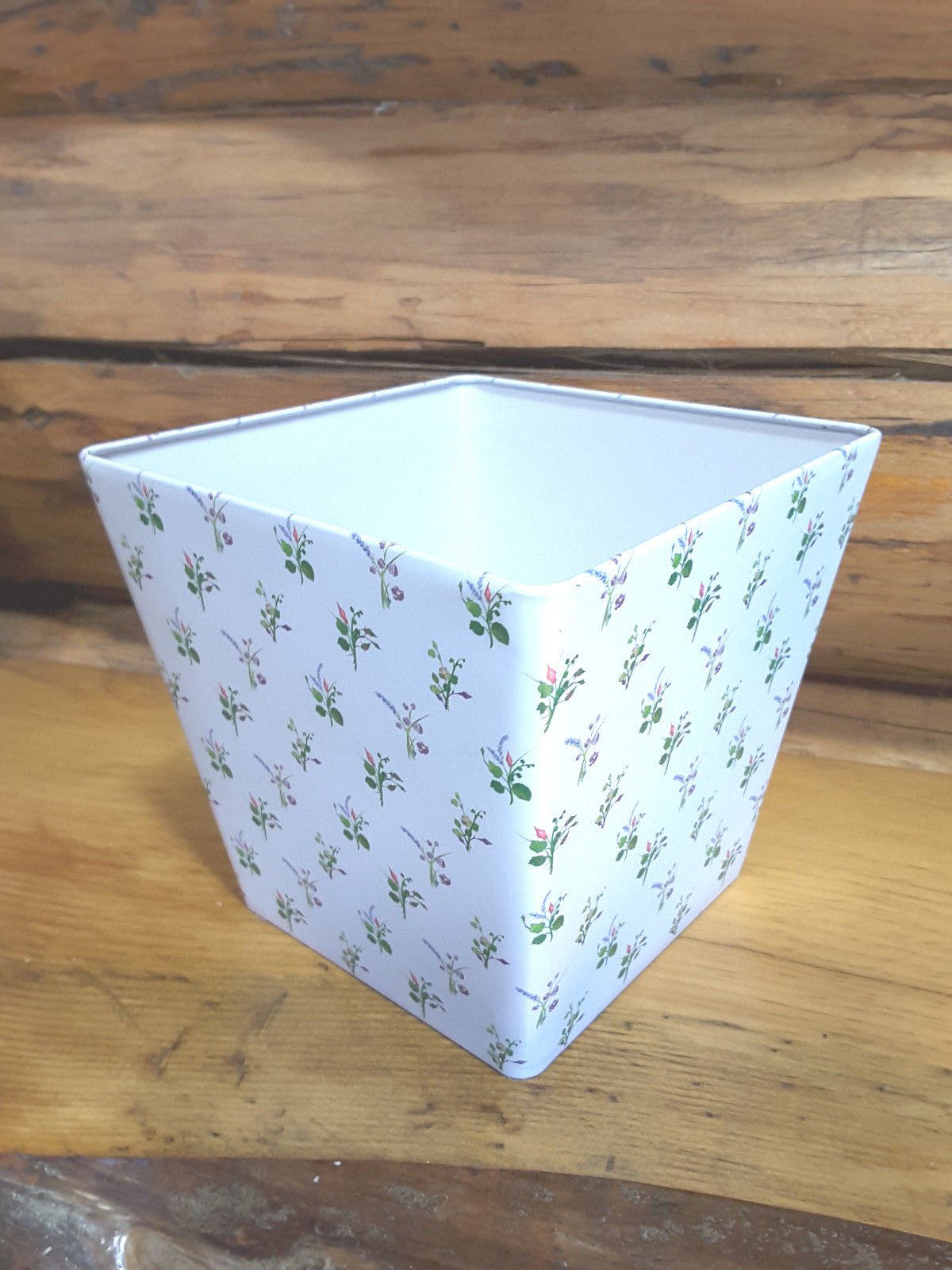 6. CRABTREE & EVELYN FLORAL GIFT/PLANTER Metal Containers~NEW~Great for DIY gift