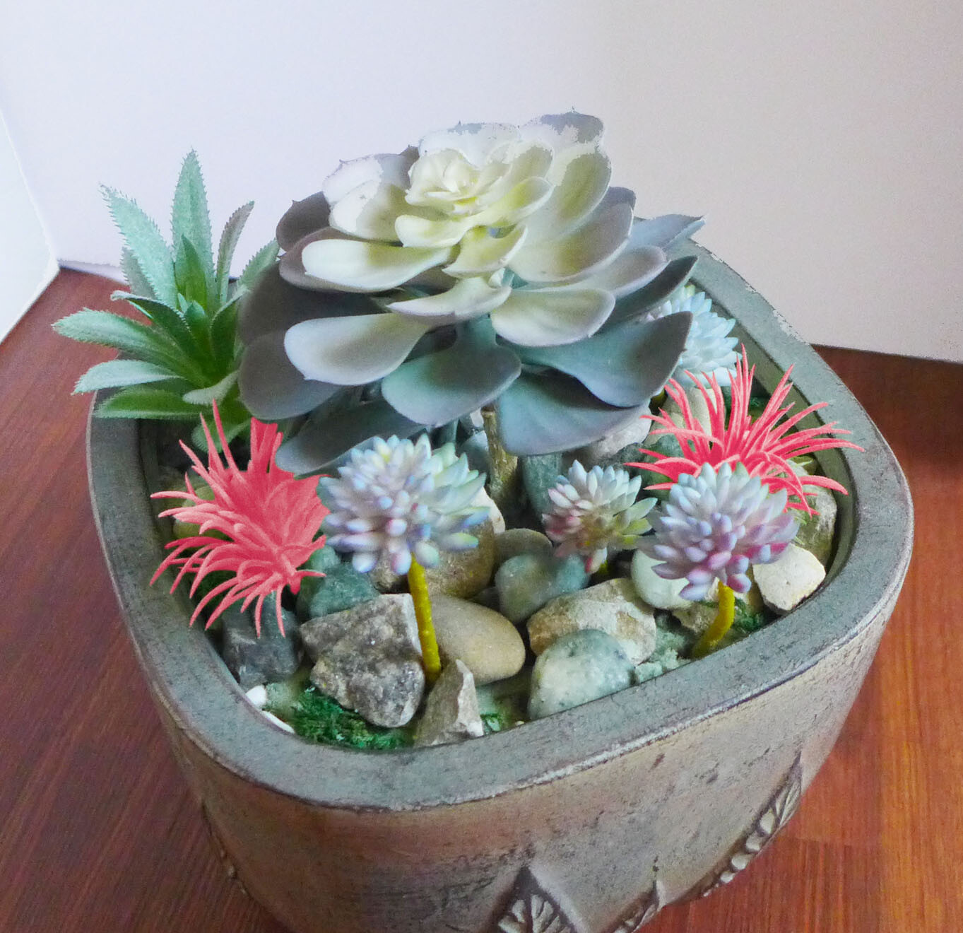 11 Pcs Artificial Miniature Succulents With Cray Lotus Flower (#20)