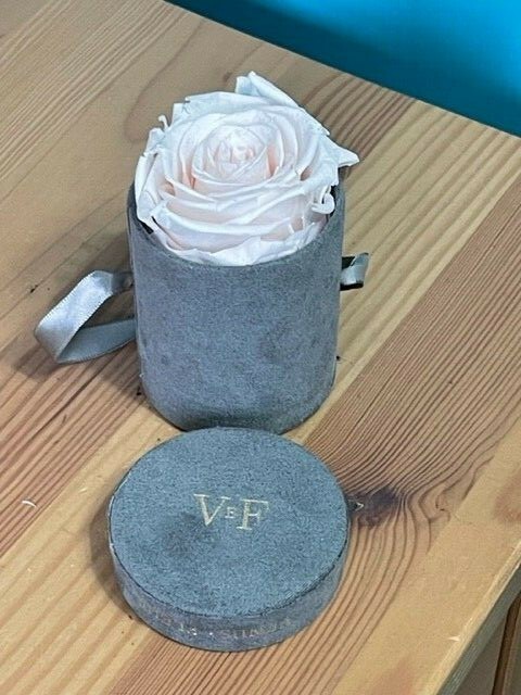 VENUS ET FLEUR FLOWER ROSE SCENTED LE MINI ROUND BOX PRESERVED ROSE DECOR